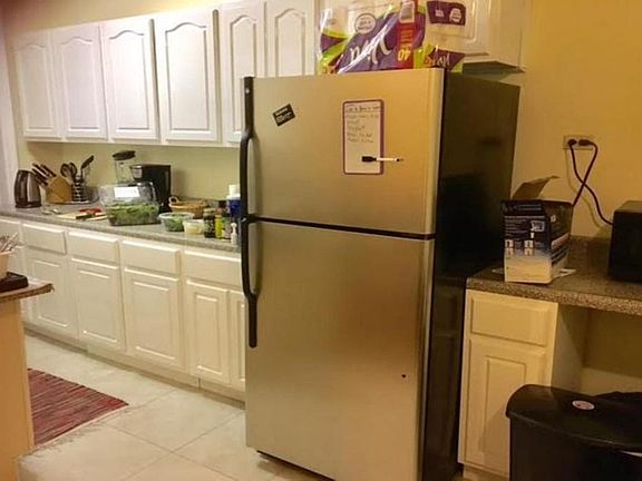3rd image of 2901 Avenue N #B