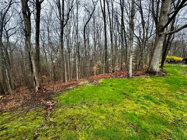 110 Eastview Ln, Beckley, WV 25801