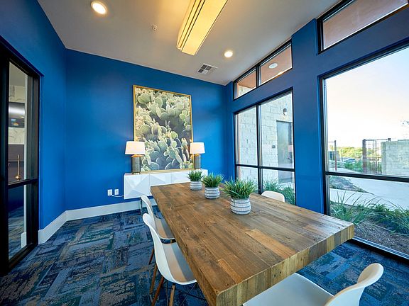 Business Center at Addison Medical Center Apartments, Texas