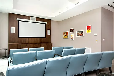 Rented by New York Casas Ltd.