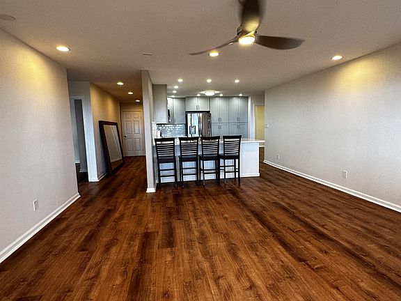 Nice open floor plan with convenient access to laundry room at end of the hallway.