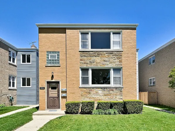 5036 Crain St, Skokie, IL 60077