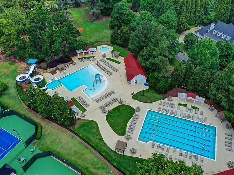 1710 Sugarloaf Club Dr — Photo 48