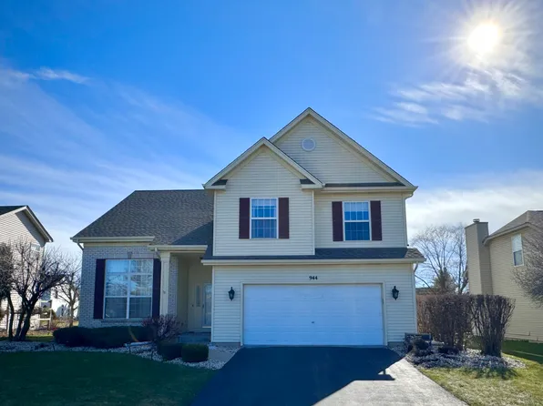 944 Asbury Dr, Aurora, IL 60502