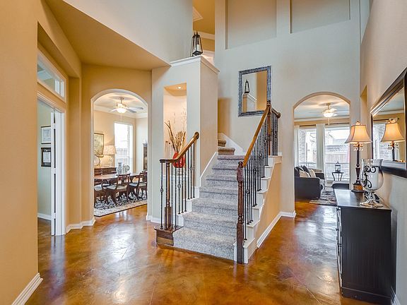 4th image of 8311 Misty Shores Ln