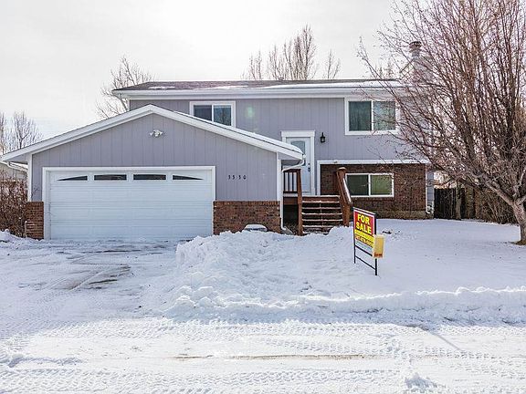 2nd image of 3330 Sierra Cir
