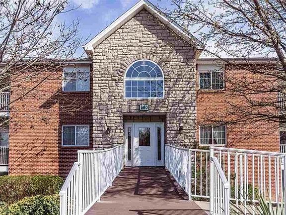 2nd image of 660 Friars Ln APT 3