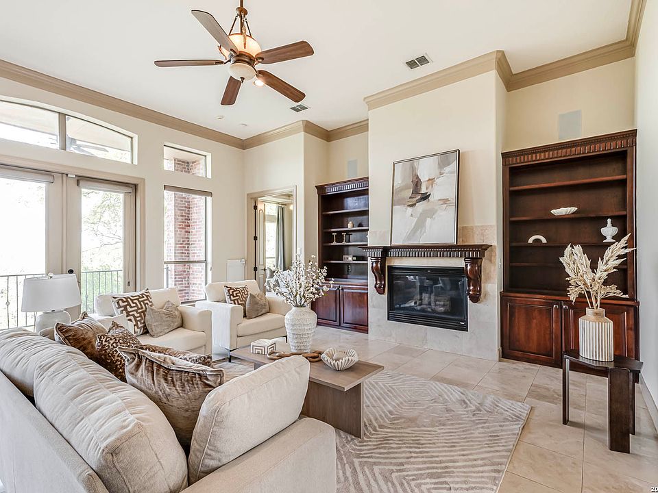 1st image of 137 Westcourt Lane