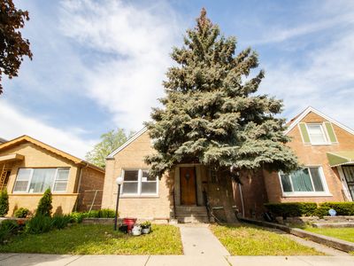 9816 S Forest Ave, Chicago, IL, 60628