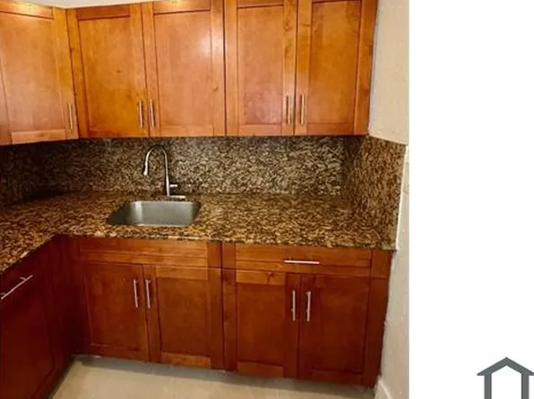 21 NW 59th St #5, Miami, FL 33127