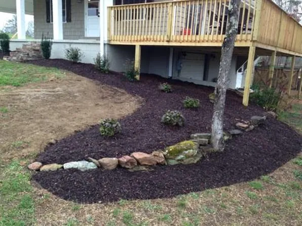 541 A And K Ln, Salem, SC 29676
