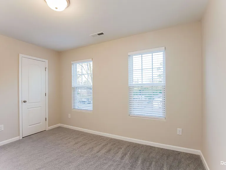 6611 Ware Rd — Photo 9
