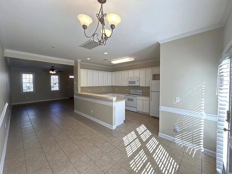 5619 Fetzer Ave NW — Photo 5