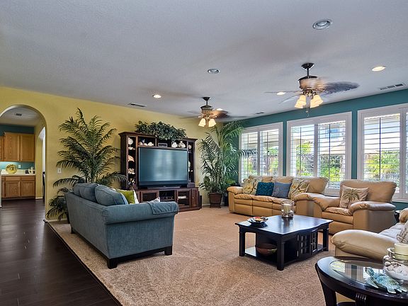 2nd image of 29416 Lake Hills