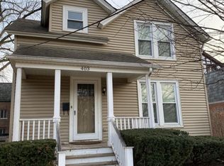 403 Grant Pl, Park Ridge, IL 60068