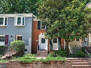 7617 Tiverton Dr, Springfield, VA 22152