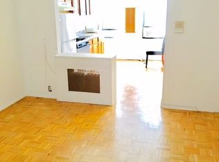 3406 43rd St APT 1L, Long Island City, NY 11101