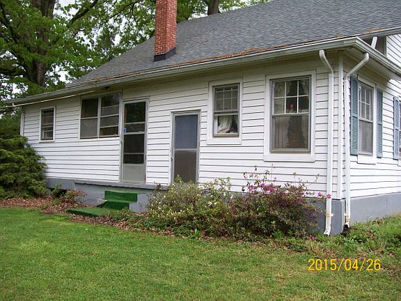 4th image of 369 Hill Crest Ln