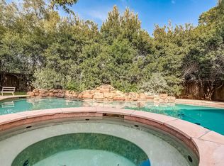 30 Filigree Pines Pl, Spring, TX 77382