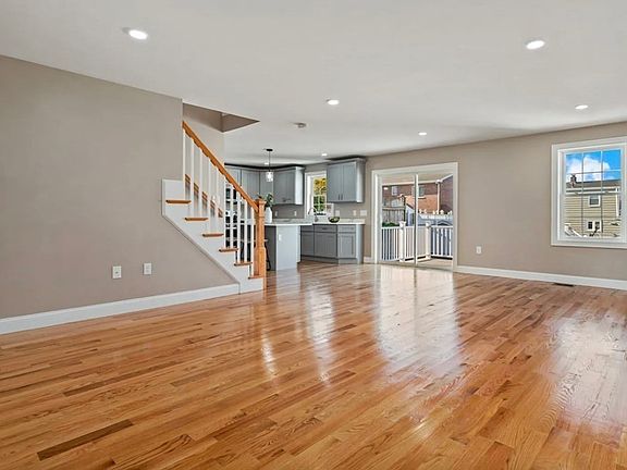5th image of 355 Mountain Ave Unit 2