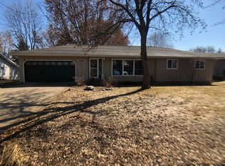 1605 Calumet Rd, Brookings, SD 57006