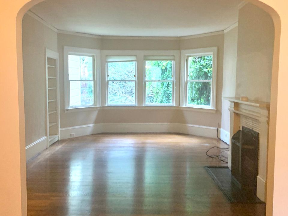 1st image of 2845 Green St