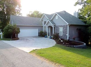 1392 Robyn Ct, Osage Beach, MO 65065