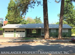 9365 SW Locust St, Tigard, OR 97223