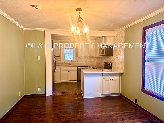 5th image of 4407 Eaton St