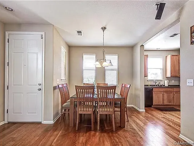 6397 S Xanadu Way — Photo 2