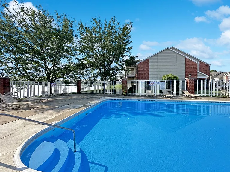 705 Beachfront Dr — Photo 5