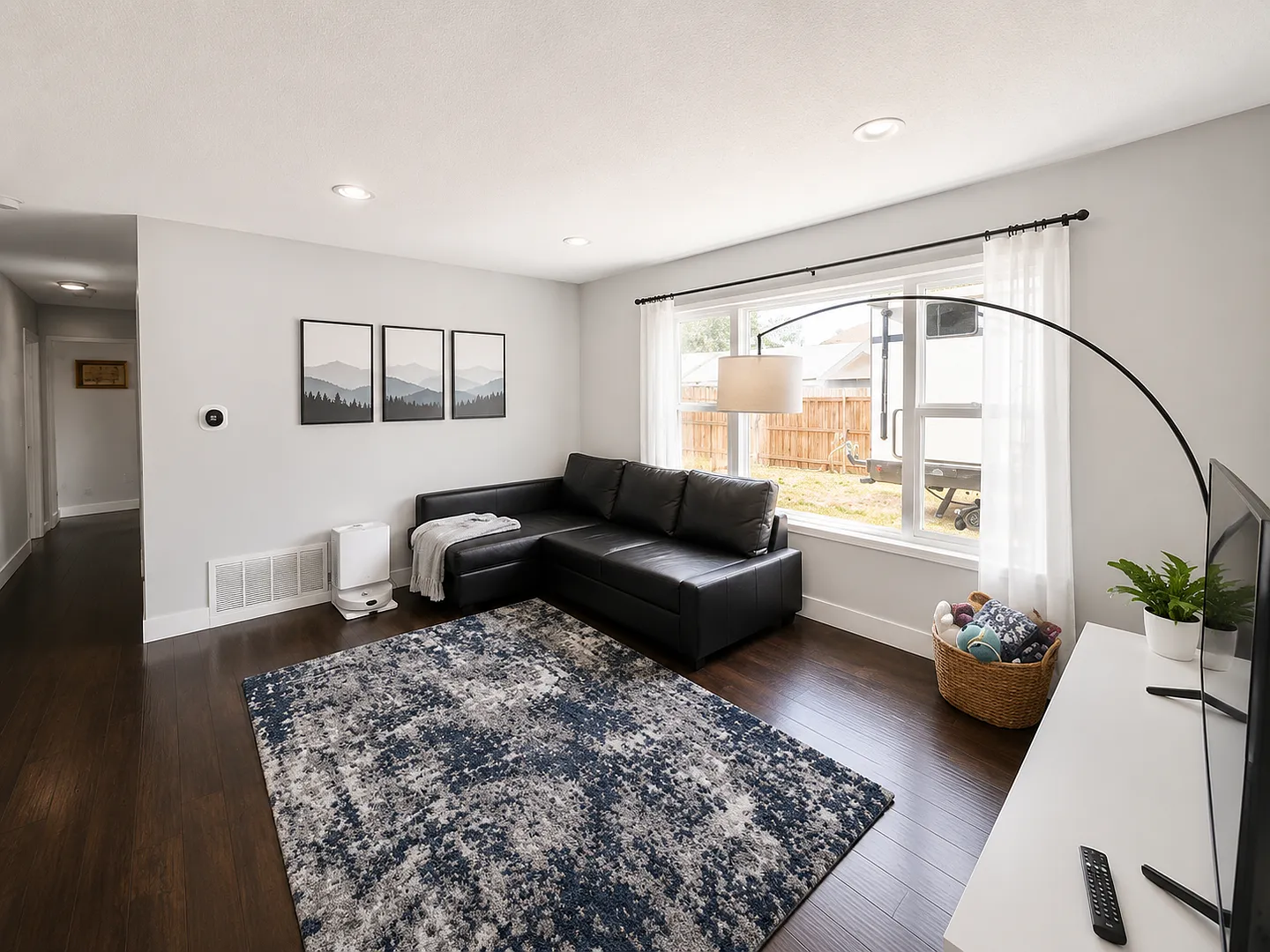 7517-7519 Saint Philomena Way — Photo 2