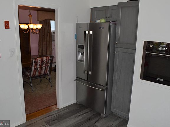5th image of 3715 John Dr