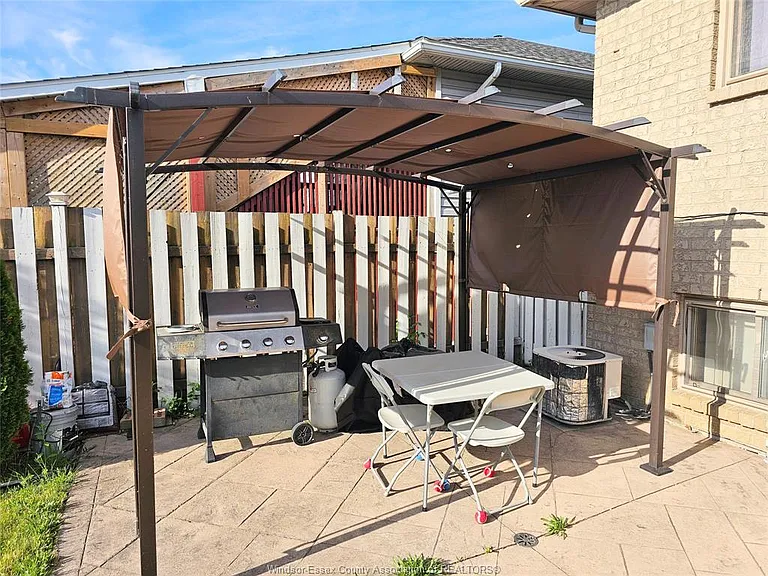 4896 Juliet Cres #BASEMENT — Photo 3