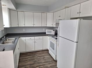 351 N 20th St, Weirton, WV 26062