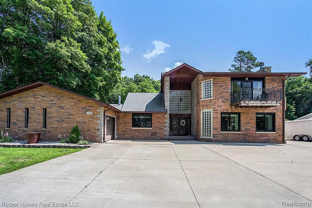 11429 McGregor Ct, Pinckney, MI 48169 MLS 20230059099 Zillow