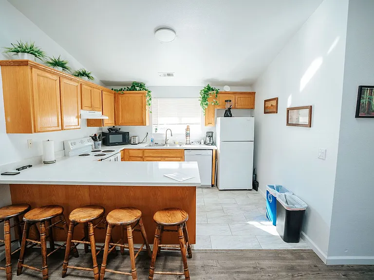 4190 Hillside Ct — Photo 28