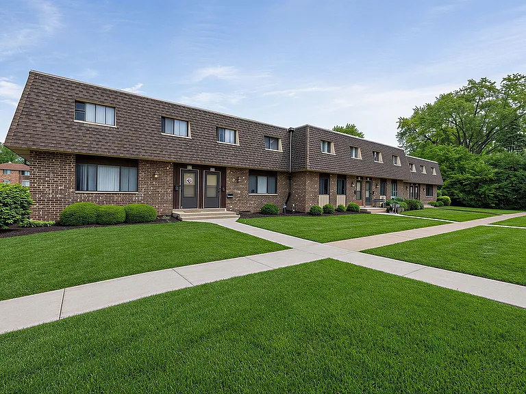 Stone Point Apartments Exterior