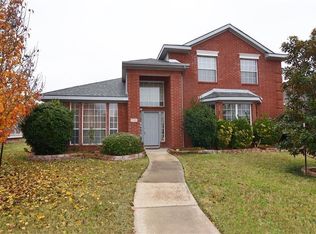 7520 Vineyard Dr, Plano, TX 75025