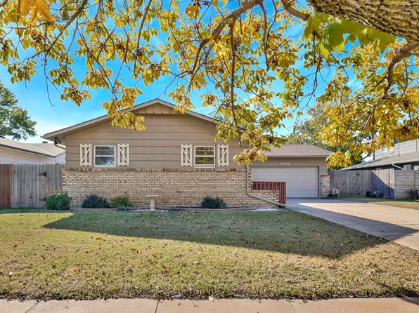 1909 W Anita Ave, Wichita, KS 67217