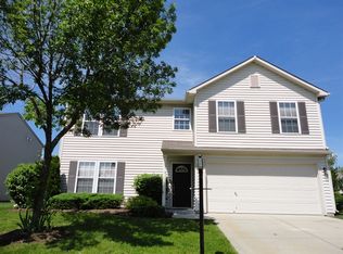13482 Sweet Briar Pkwy, Fishers, IN 46038