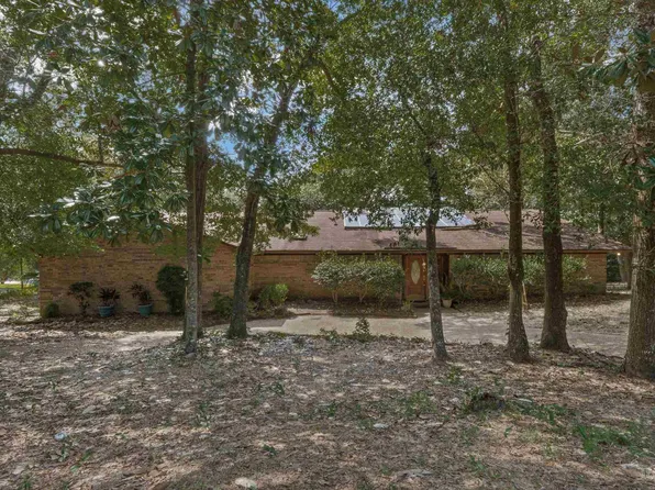 721 Tanglewood Dr, Pensacola, FL 32503
