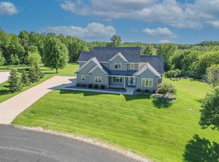 W4362 Whitetail Ct, Fond Du Lac, WI 54937