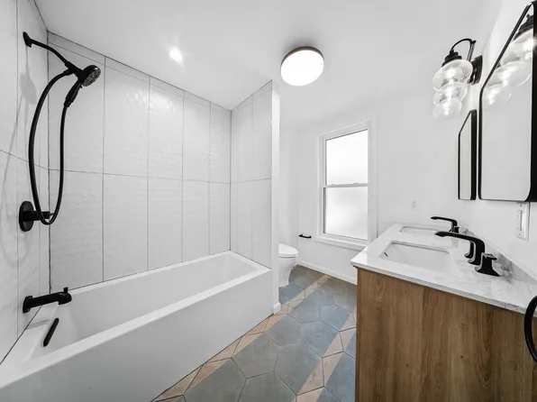 21-53 45th Road image 15 of 20