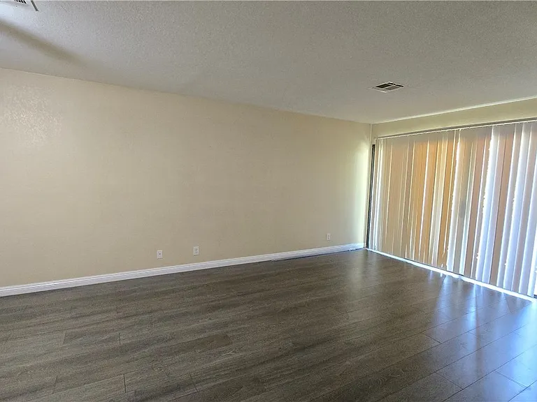 5002 S Rainbow Blvd #103 — Photo 3