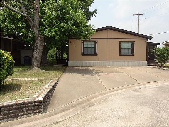2nd image of 215 Brazos Harbor Dr