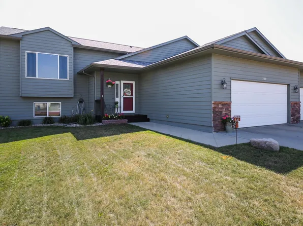 200 Prairie Cir, Tea, SD 57064
