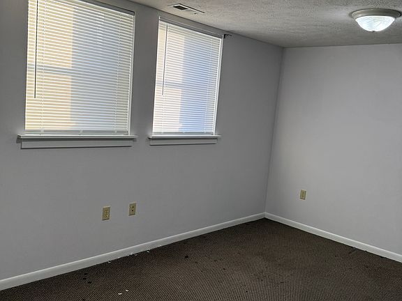 3rd image of 2718 N 129th Cir