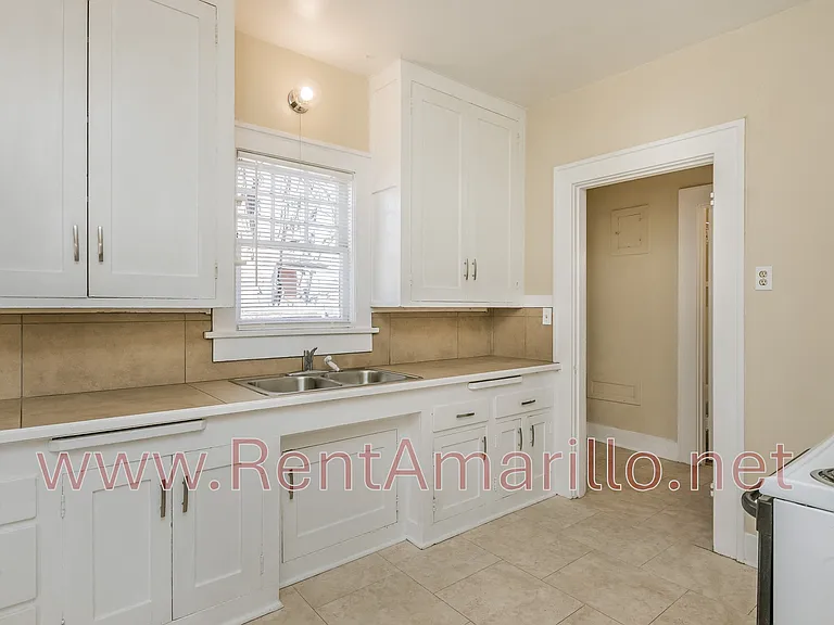 718 SW 17th Ave — Photo 5