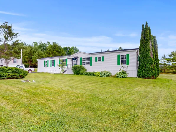 36 Begin Terrace, Sabattus, ME 04280